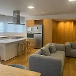 Apartamento Totalmente Reformado Quadra Mar