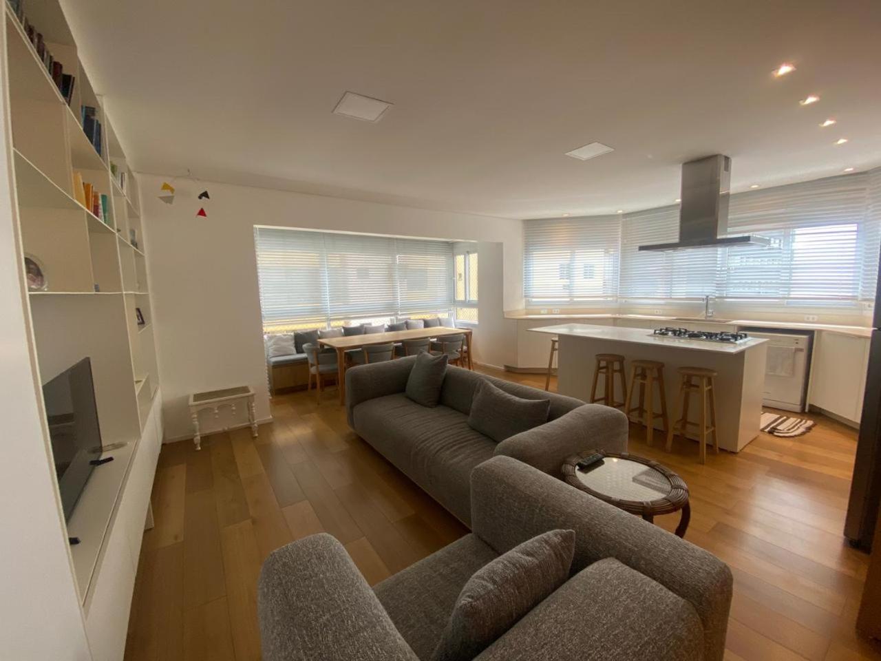 Totalmente Reformado Quadra Mar Apartamento